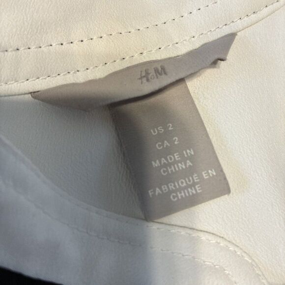 H&M White Black Long Sleeve Button Down Blouse Top 2 Xs - Picture 3 of 5